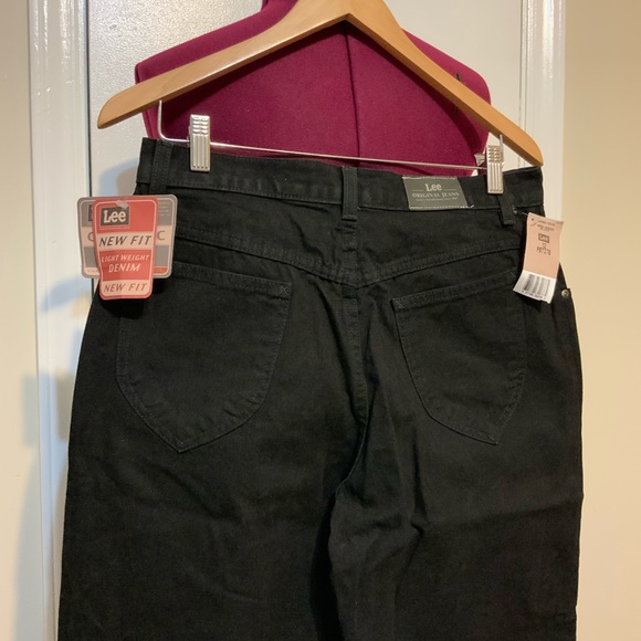 Lee Relax Fit Straight Leg Black Jeans Petite 12 NWT - Picture 7 of 10